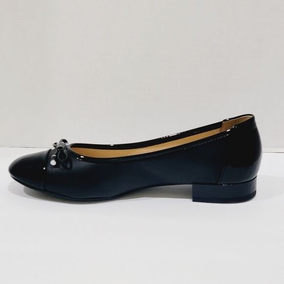 GEOX Lola Flats w Bow Womens 38 Size 8 Black Patent Leather Cap Toe Low Heels - Picture 9 of 14